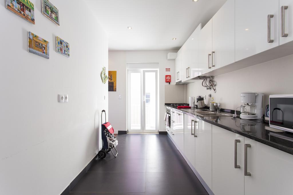 Joivy Joyful 2br With Terrace Nearby Sao Bento Palace Lisbon