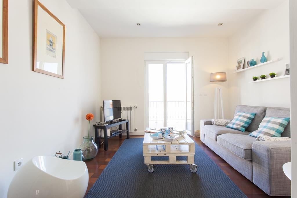 Joivy Joyful 2br With Terrace Nearby Sao Bento Palace Lisbon