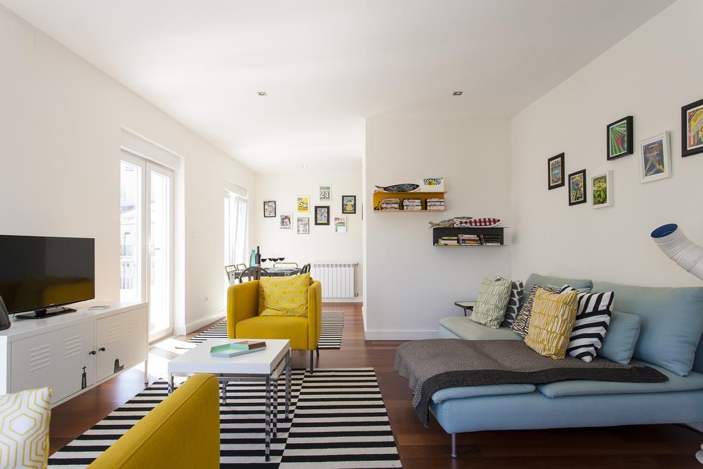 Joivy Joyful 2br With Terrace Nearby Sao Bento Palace Apartment Lisbon